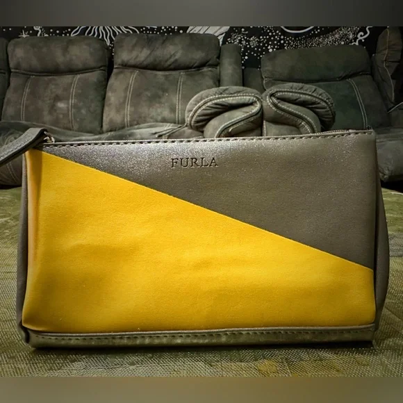 Furla Two-Tone Yellow and Gray Cosmetic Bag Furla Eva Air bag - Picture 7 of 15